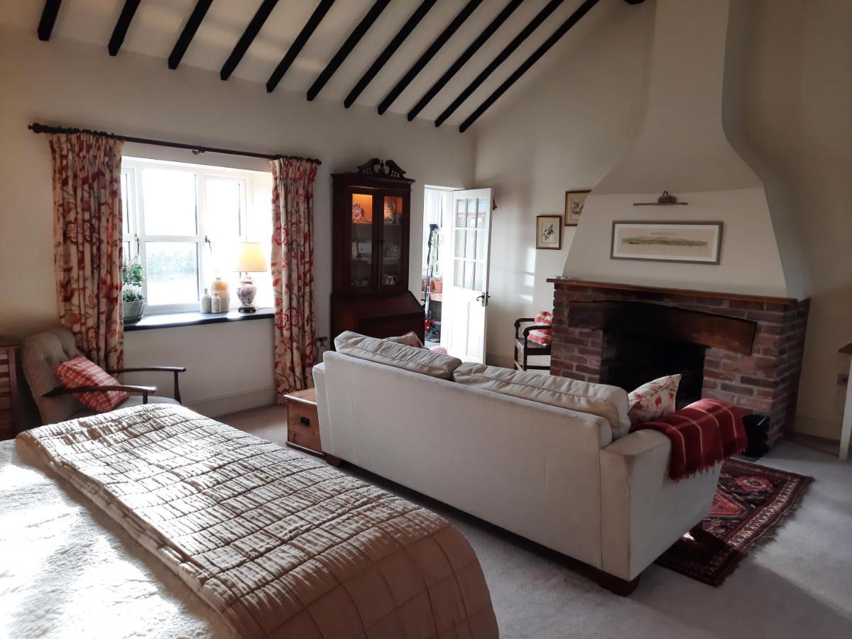 The Shippon, Parc Yr Odyn, Pentraeth, Anglesey Ll75 8Ul Villa Exterior photo