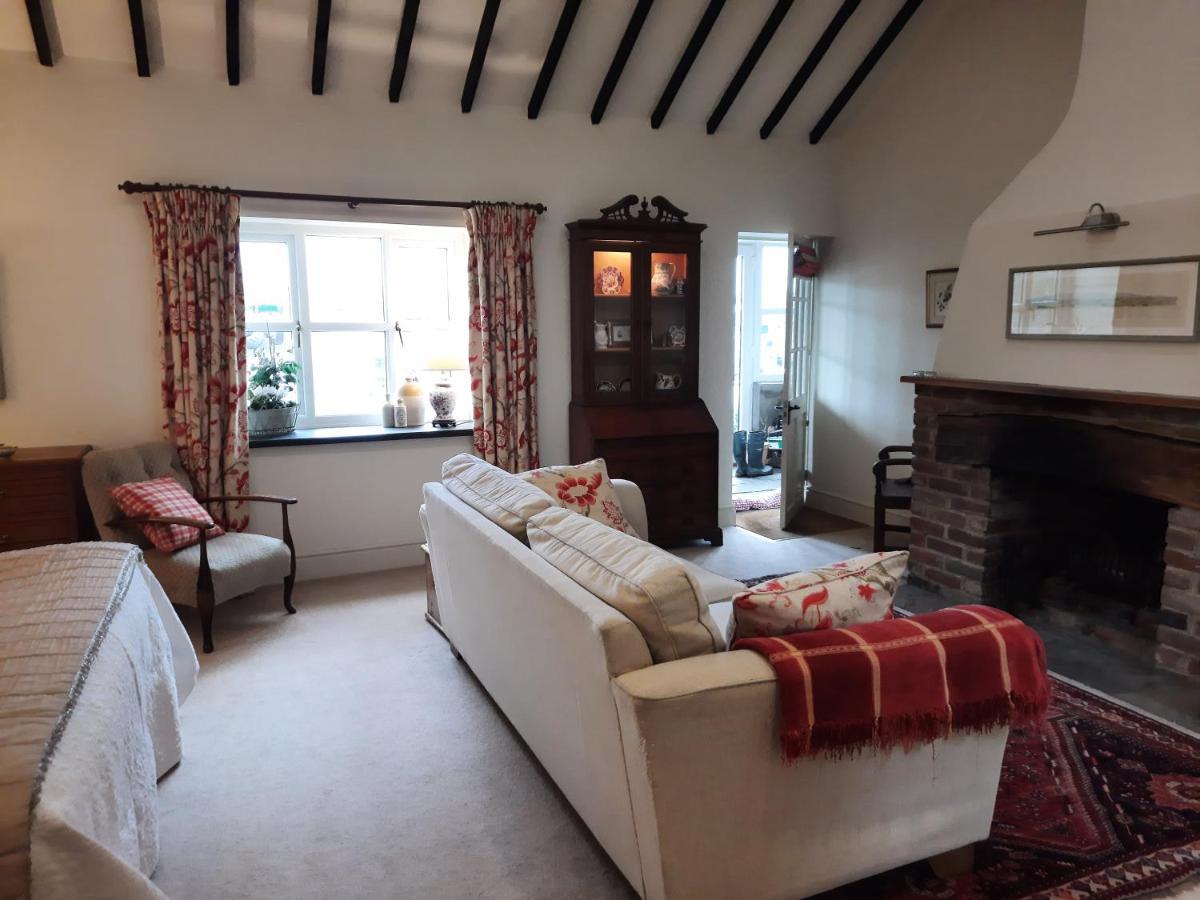 The Shippon, Parc Yr Odyn, Pentraeth, Anglesey Ll75 8Ul Villa Exterior photo